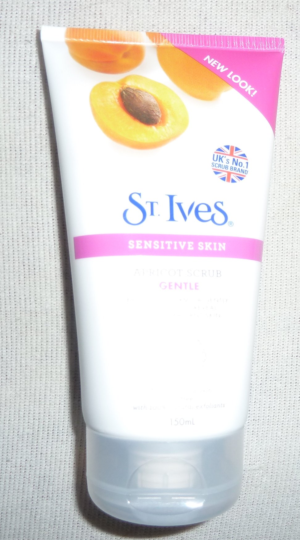 St Ives Apricot Gentle Facial Scrub