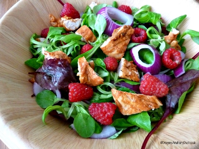 Chicken and raspberry salad