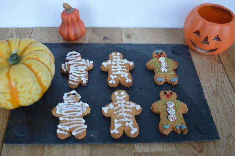 Gingerbread mummies, skeltons and clowns