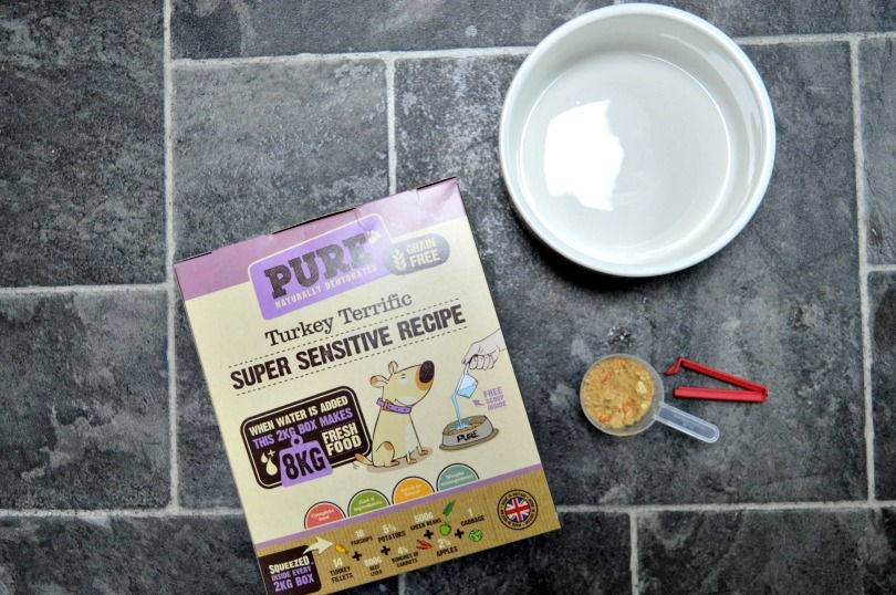 Pure dehydrated dog food