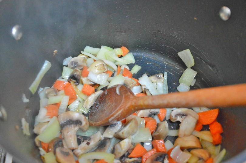 cooking quick and easy mince. Cook carrots, onions and mushrooms until soft