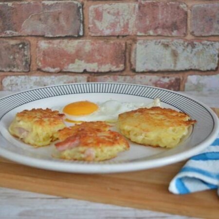 Canal or bacon floodies. A dish made of grated pototo, onion and bacon for a delicious breakfast.