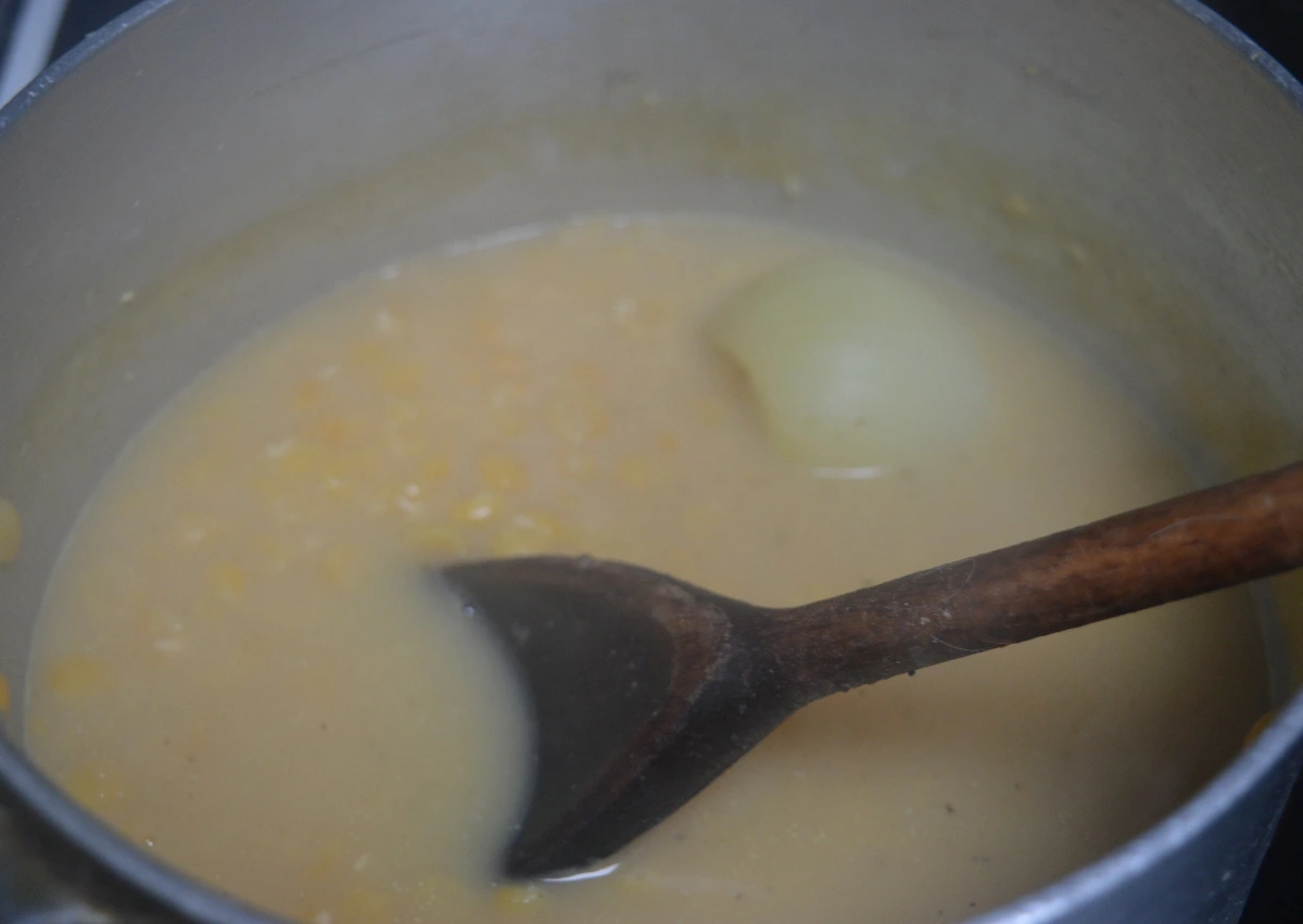 Split peas thickening as they cook