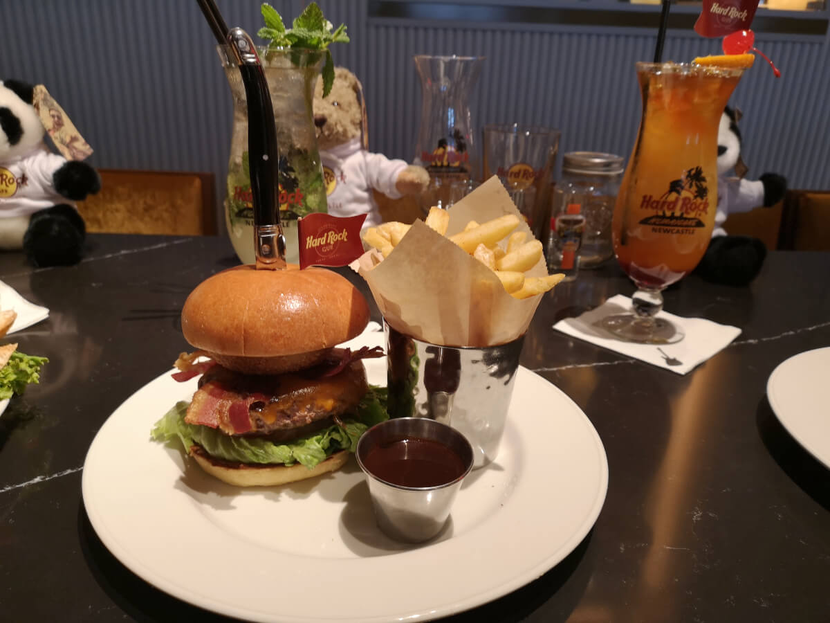 Hard rock cafe burger