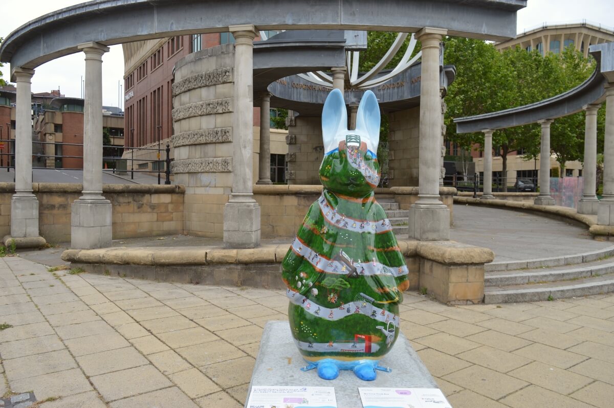 The Great North Bun Peter Rabbit sculpture beside the Swirle Pavilion on Newcastle Quayside.